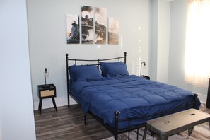 2 makuuhuonetta, silitysrauta/-lauta, Wi-Fi, vuodevaatteet