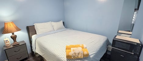 1 bedroom, free WiFi, bed sheets