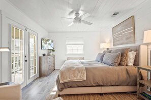 3 Schlafzimmer, Schreibtisch, WLAN, Bettwäsche