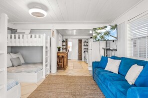 3 sovrum, skrivbord, wi-fi och sängkläder