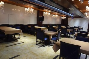 Restaurant - Lanzuan Hotel (Ankang)