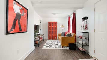 Smart TV, books, offices