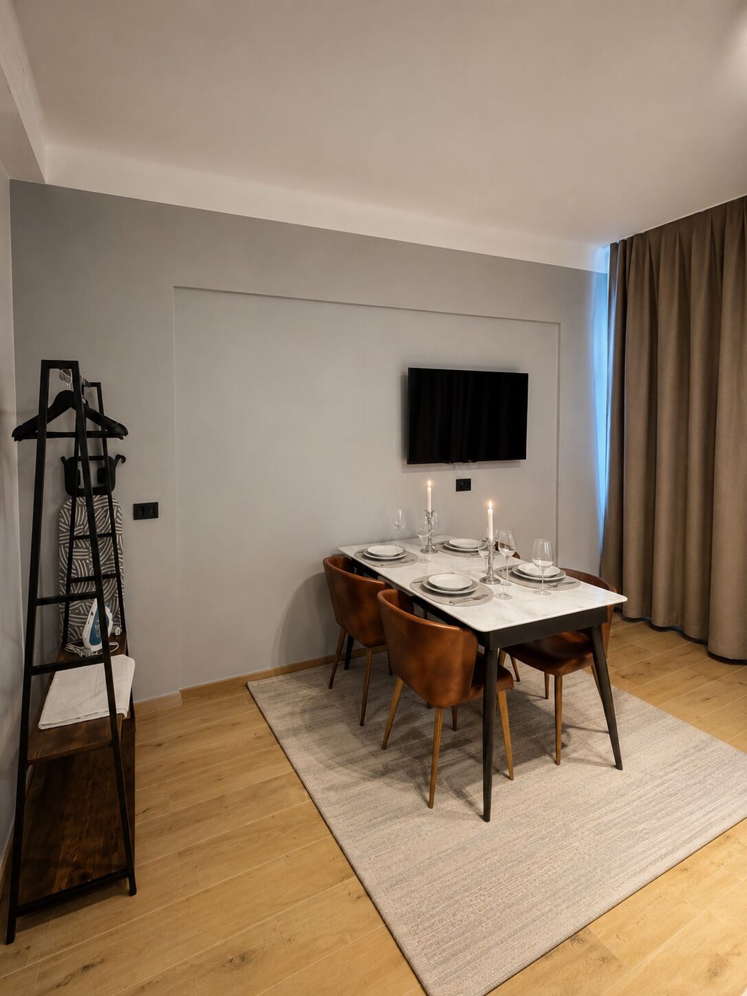Pillowtop beds, soundproofing, WiFi (free), bed sheets