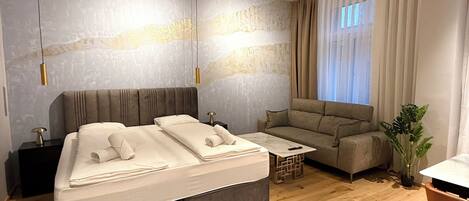 Luxury Apartment, Kitchen, City View