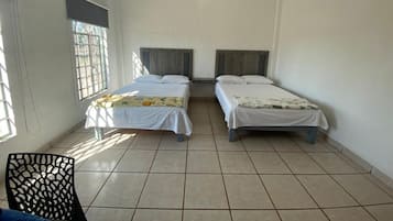 1 chambre, fer et planche Ă repasser, Wi-Fi, draps fournis