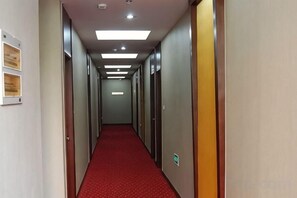 Unclassified image, 4 of 56, button - Stars 99 Hotel (Shanghai Changhai Hospital) (Shanghai)