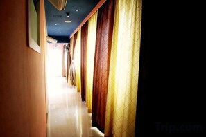 Interior - Stars 99 Hotel (Shanghai Changhai Hospital) (Shanghai)