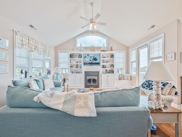 Smart TV, DVD player - Spacious 4BR Home near Cape May Beach | Sleeps 10! (Cape May)