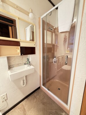 Haartrockner, Handtücher