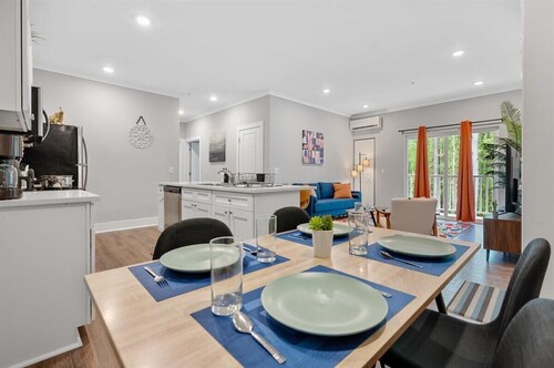 Charming 2-bedroom apartment with AC, WiFi in welcoming Port Wentworth