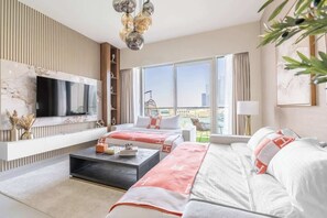 2 bedrooms, iron/ironing board, travel crib, WiFi - Hermes-Style | Burj Khalifa View & Infinity Pool (Dubai)