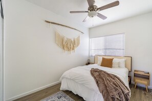3 bedrooms, iron/ironing board, travel crib, WiFi
