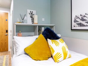 Single Room, Non Smoking - Student Only The Refinery (Leeds)