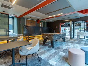 Spielezimmer
