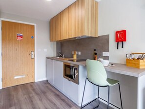 Studio, Non Smoking | Private kitchen - Student Only Gulson Gardens (Coventry)