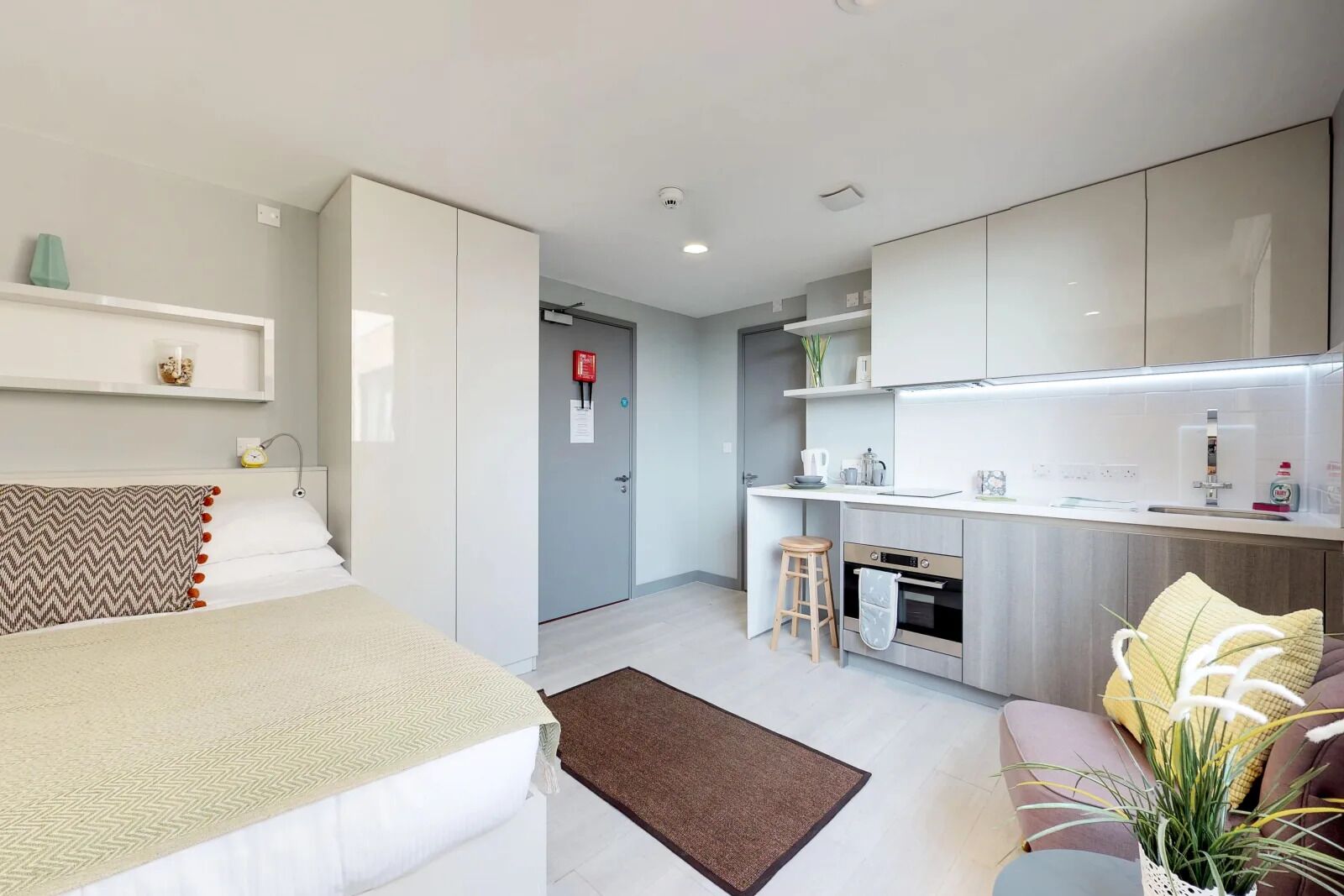 Studio, Non Smoking | Blackout curtains, free WiFi