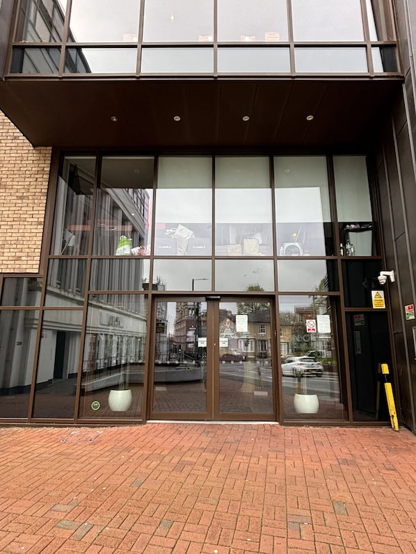 숙박 시설 정면