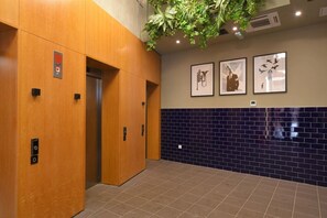 Lift - For Student Only Liv Student Sheffield - Campus Accommodation (Sheffield)