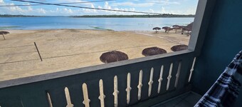 Apartment on the edge of Lagoa do Paraíso and 200m from the main avenue in Jijoca