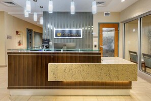 Lobby - The Oriole Nest (Baltimore)