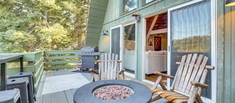 Family-Friendly Lake Arrowhead Cabin w/ Game Room!