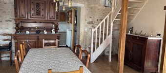 Country house with large fenced garden on terrace and kennel available