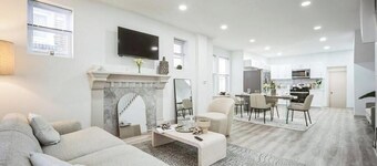 Spacious 4-bedroom house with WiFi, AC in phenomenal Philadelphia