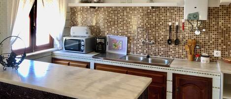 Oven, stovetop