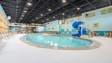 Una piscina techada