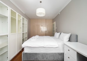 1 chambre, fer et planche à repasser, Wi-Fi, literie fournie
