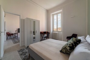 4 soverom, strykejern/-brett, reiseseng for barn og wi-fi