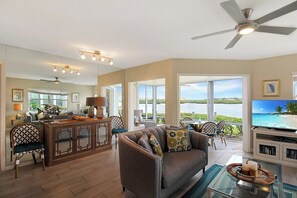 TV - Bayfront Siesta Key condo with two pools, pickleball and tennis, and beach access - GBB 1371 (Sarasota)