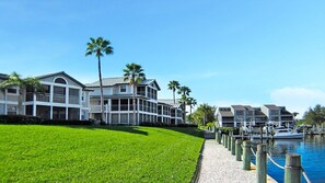 Exterior - Bayfront Siesta Key condo - 2 heated pools - tennis and pickleball - beach access - GBB 1351 (Siesta Key)