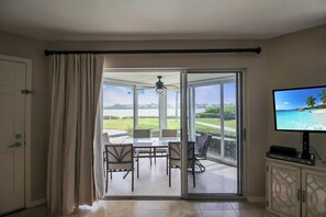 Interior - Bayfront Siesta Key condo - 2 heated pools - tennis and pickleball - beach access - GBB 1358 (Siesta Key)