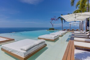 Opvarmet pool