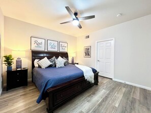 2 dormitorios, tabla de planchar con plancha, wifi y ropa de cama