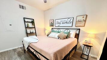 2 bedrooms, iron/ironing board, WiFi, bed sheets