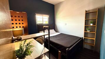 Double Room | Free WiFi, bed sheets