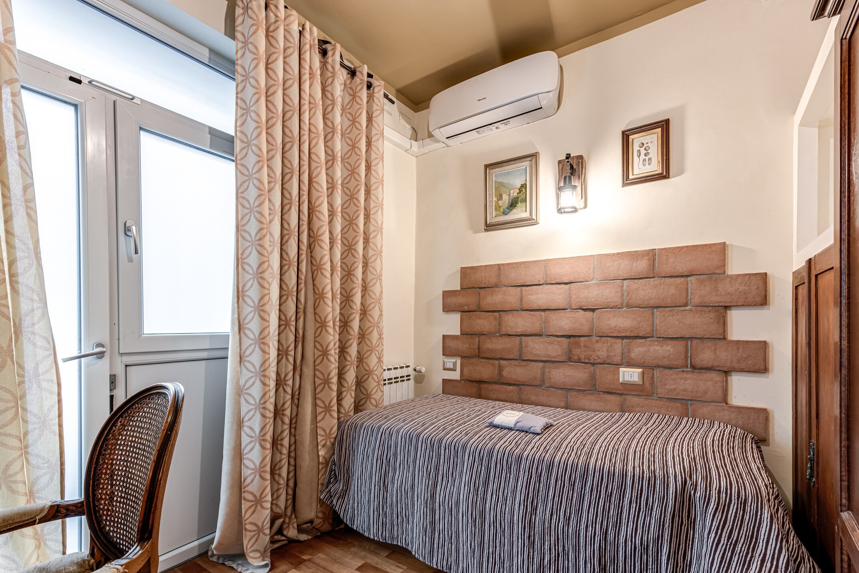 1 chambre, Wi-Fi gratuit, draps fournis
