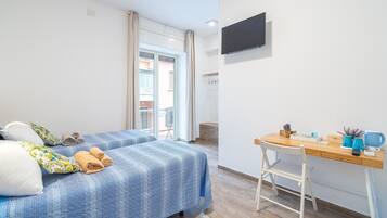 1 bedroom, free WiFi, bed sheets