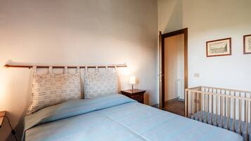 1 chambre, Wi-Fi gratuit, draps fournis