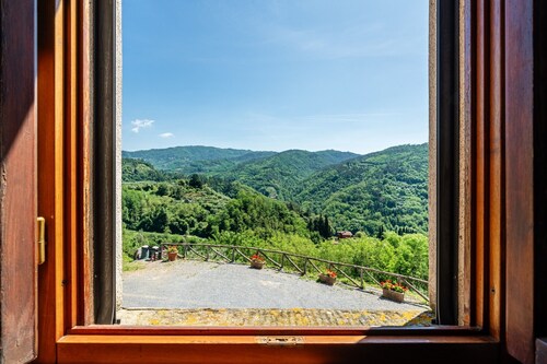 Apartment 'Sondino I Cinghiali' with Mountain View, Shared Pool and Wi-Fi