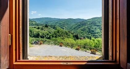 Apartment 'Sondino I Cinghiali' with Mountain View, Shared Pool and Wi-Fi