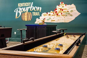 Bar (on property) - Heated Pool, Hot Tub, Mini Golf, Theater-Sleeps 28 (Frankfort)