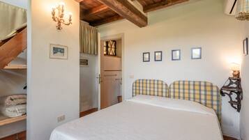 1 chambre, Wi-Fi gratuit, draps fournis