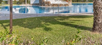 Apartment 'Dos Dormitorios' with Shared Pool, Private Terrace and Shared Garden