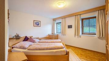 2 chambres, Wi-Fi gratuit, draps fournis