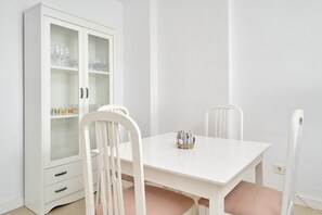 تناول الطعام