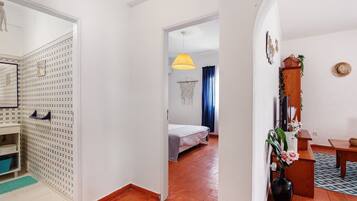 1 chambre, fer et planche Ă repasser, Wi-Fi gratuit, draps fournis