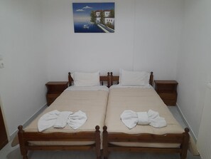 1 bedroom, iron/ironing board, free WiFi